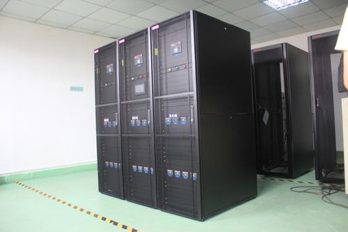 河南陶瓷防靜電地板淺析在鋪設時還要穿防靜電服嗎 河南陶瓷防靜電地板淺析在鋪設時還要穿防靜電服嗎